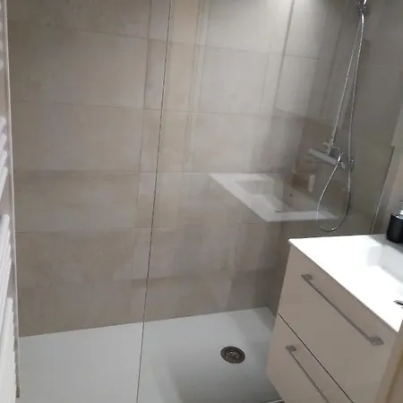 Grand 2 Pièces Dans Une Splendide Résidence Apartamento